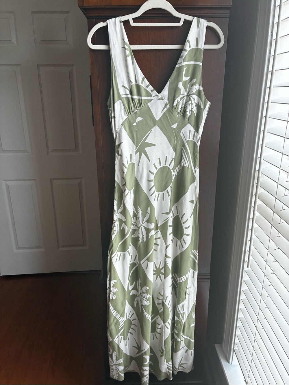 Paper Heart Tropical Print Maxi Dress Size Medium - Picture 2 of 7